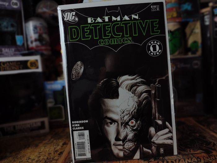 Detective Comics ! Batman ! Issues #817 and #818 ! 2nd Printing Two-Face and Batman Matching Covers ! First Appearance of Tally Man, Jamie Harper and Death of KGBeast ! 2006 ! by DC Comics !