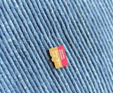 64 GB microSD card