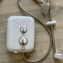 mira elite power shower