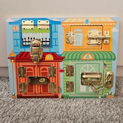 Educational Wooden Learning Game/busy board