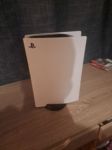Playstation 5 disc edition with 1 game