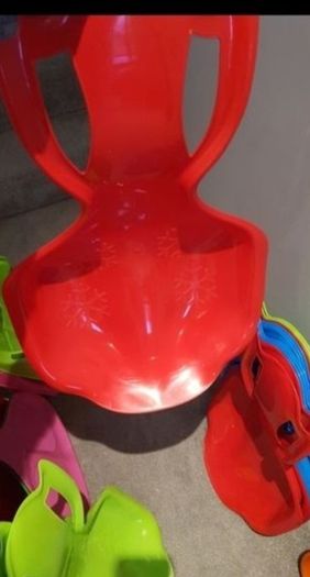 snow sledge slides