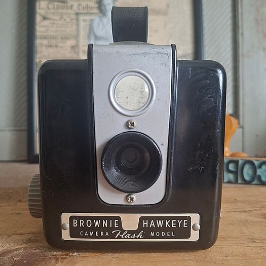 1950s Kodak Brownie Hawkeye Flash Model