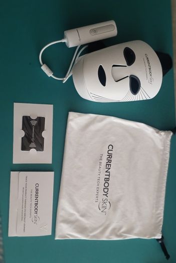 CurrentBody LED Face Mask Series 2 (Latest Model) - Excellent Condition