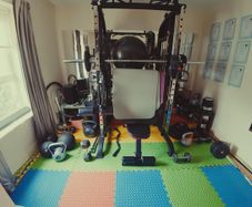 Functional tainer at home gym equipment