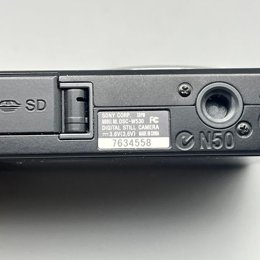 Sony Cyber-shot DSC-W530 Digital Camera 14.1MP 4x Zoom - Full Kit - VGC