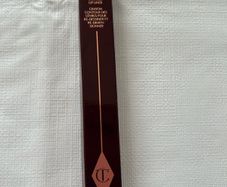 Charlotte Tilbury Lip Cheat Lip Liner in shade Hot Gossip