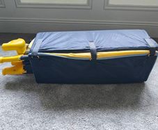 travel cot