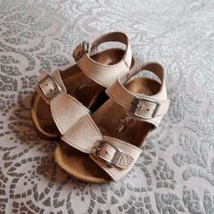 Kipling sandals 21EU/4.5UK