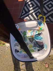 baby bouncer doorway
