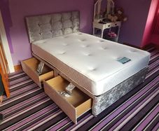 Brand New Stylist Single, Double King And Superking Sizes Divan Beds. Optional Drawers And Tufted Mattresses Instock