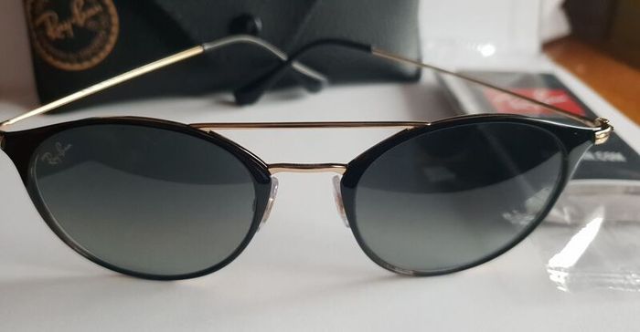 Ray Ban Sun Glases