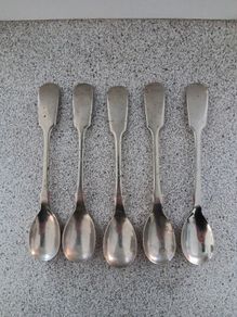Silver spoon set