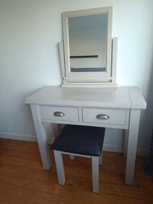Dressing Table - FREE