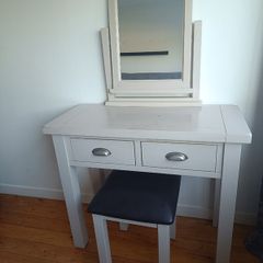 Dressing Table - FREE