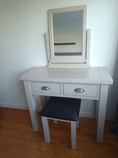 Dressing Table - FREE