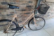 Retro ladies bike( can deliver)