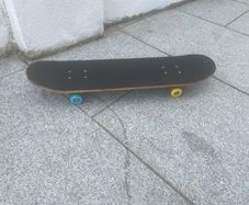 Skateboard