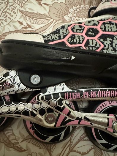 Girls rollerblades