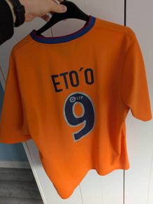 Barcelona 2006 Away Kit - Eto'o 9 - Size L.