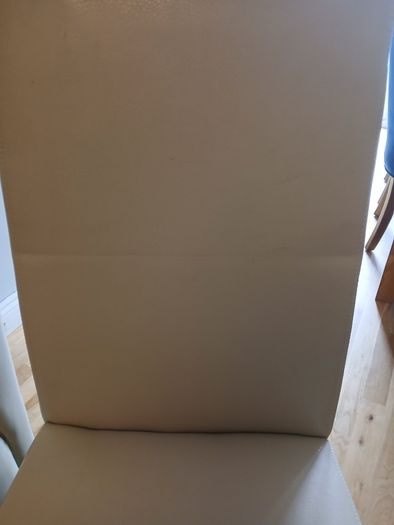 4  dining room chairs