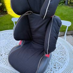 Child's car seat