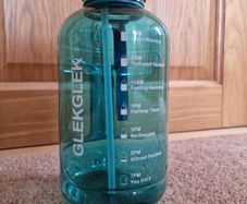 GlekGlek 2.2 Litre Water Bottle
