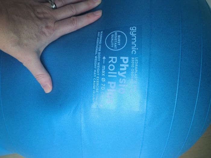 Physio Peanut ball 70cm for child about 9-12