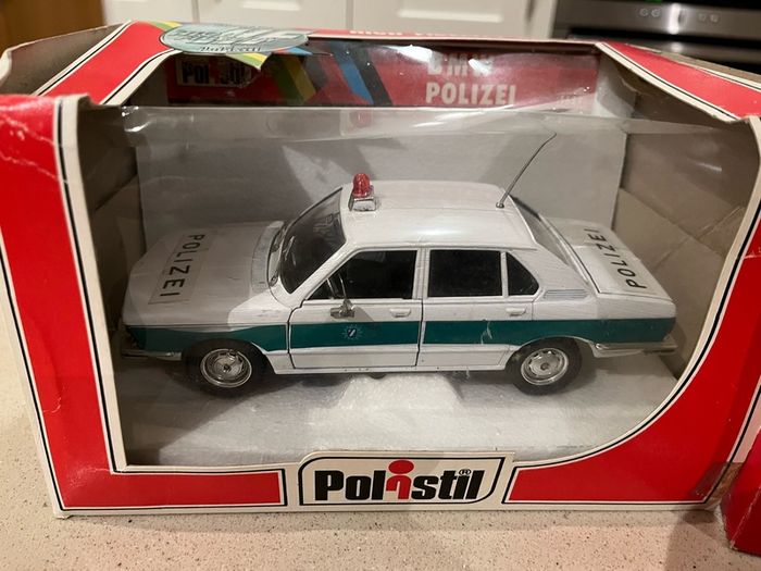 BMW Serie 5 German police 1/24 rare NIB