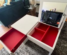 Dressing table with integrated mirror and drawer compartments