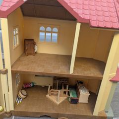 Sylvanians family & house toy