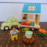 Lego Duplo Family House on Wheels 10986 Image 3