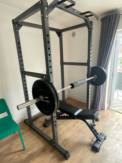 Almost new Weights equipment