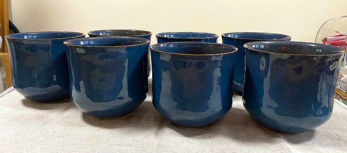 Ceramic Flower pots (2 lots)