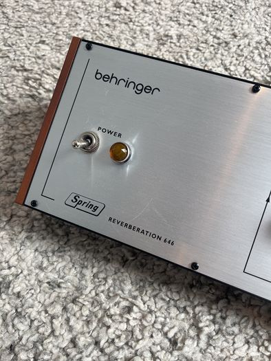 Behringer 646 Reverb