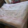Lovely Floral Faux-Patchwork Style Quilt in Excellent Condition Image 6