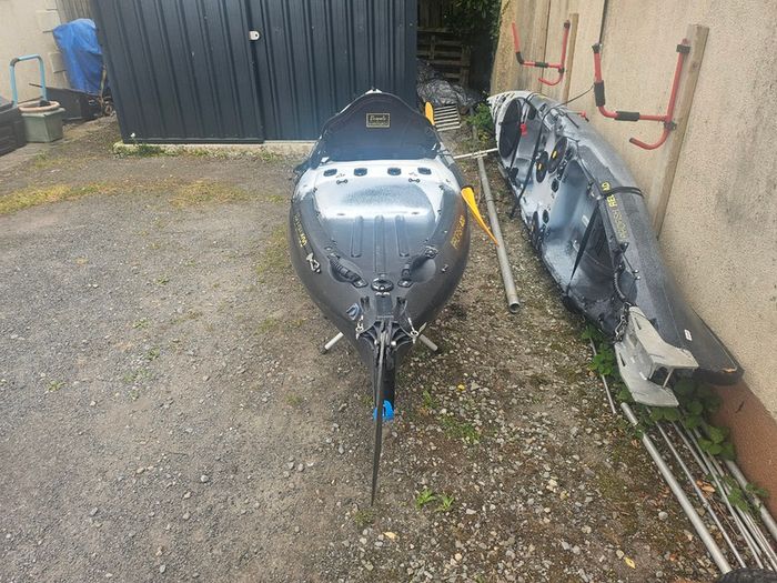 Fishing kayak