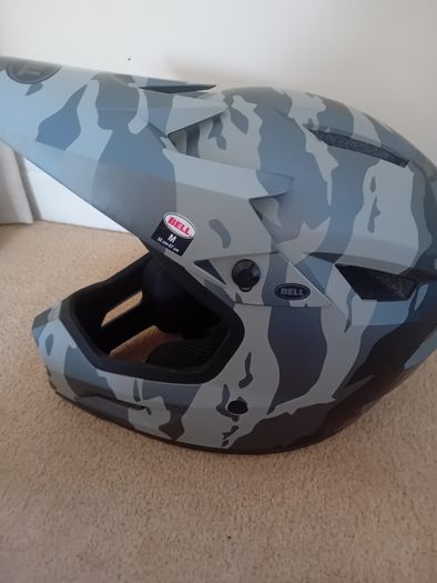 Bell full face bike helmet