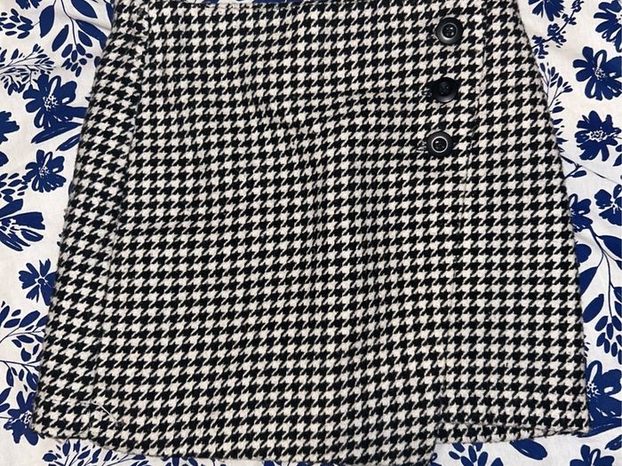M&S skirt 8yrs