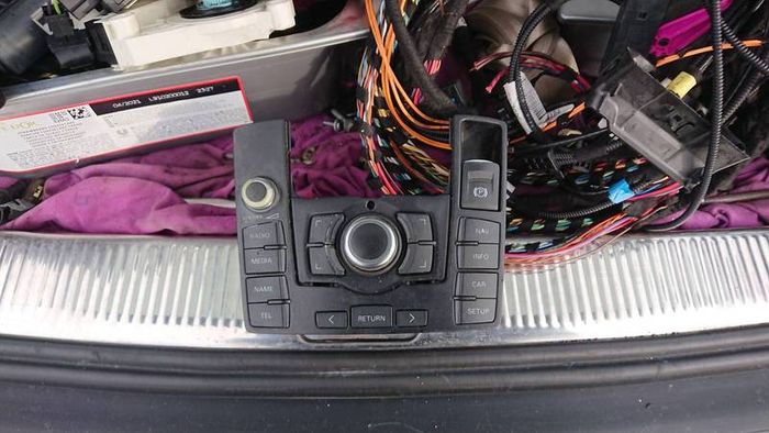Audi a6 c6 door lock saloon estate. Mickro switch central locking alarm diesel petrol all parts breaking a4 A6 2.0TDI BLB BRE BRD  manual tiptronik 7 speed cvt