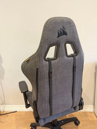 Ergonomic gaming Chair corsair TC100