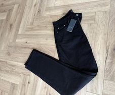Men's brand new jeans size 30'w and 34'l