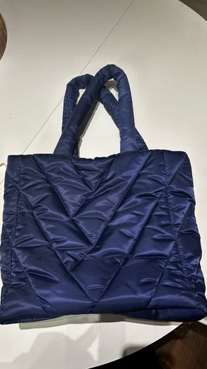 Quilted tote bag