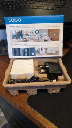 TP-Link Tapo H200 Smart Hub - Wireless Home Automation - Smart Alarm & Chime - MicroSD Storage (Up to 512 GB)