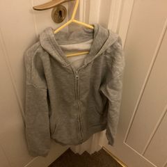 Light grey hoodie age 9/10 REDUCED