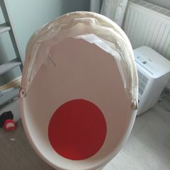 egg chair