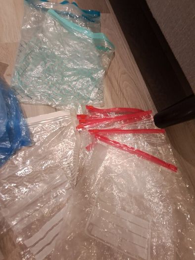 Plastic bags / packaging