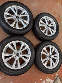 Audi Q3 new genuine 18" Alloys  & Tyres