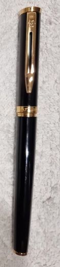 Waterman Preface Fountain Pen 18K Gold Nib