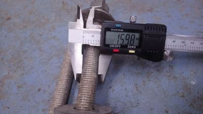 two stainless steel threaded rods 1.5m each